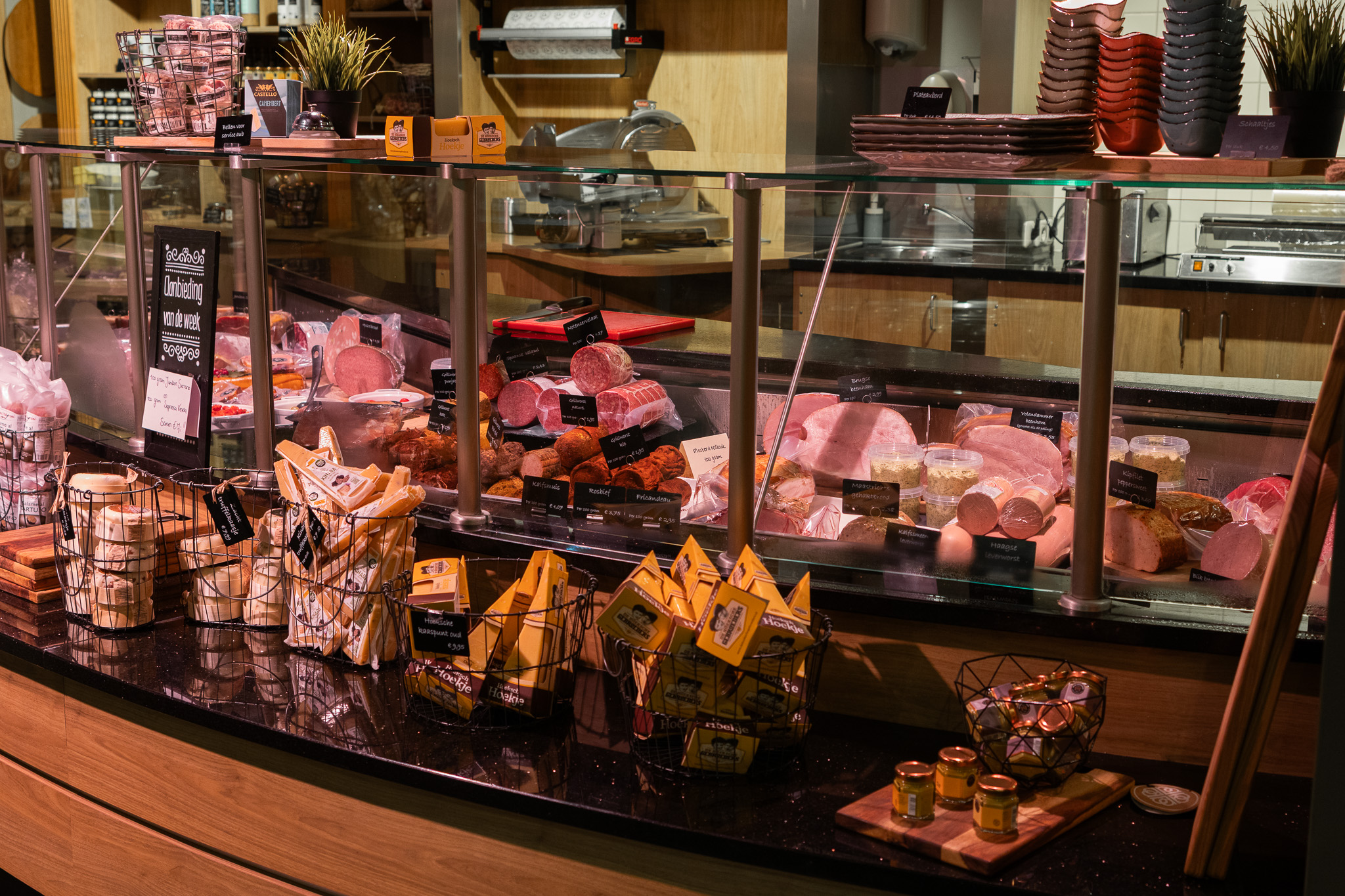 Assortiment aan ambachtelijke vleeswaren